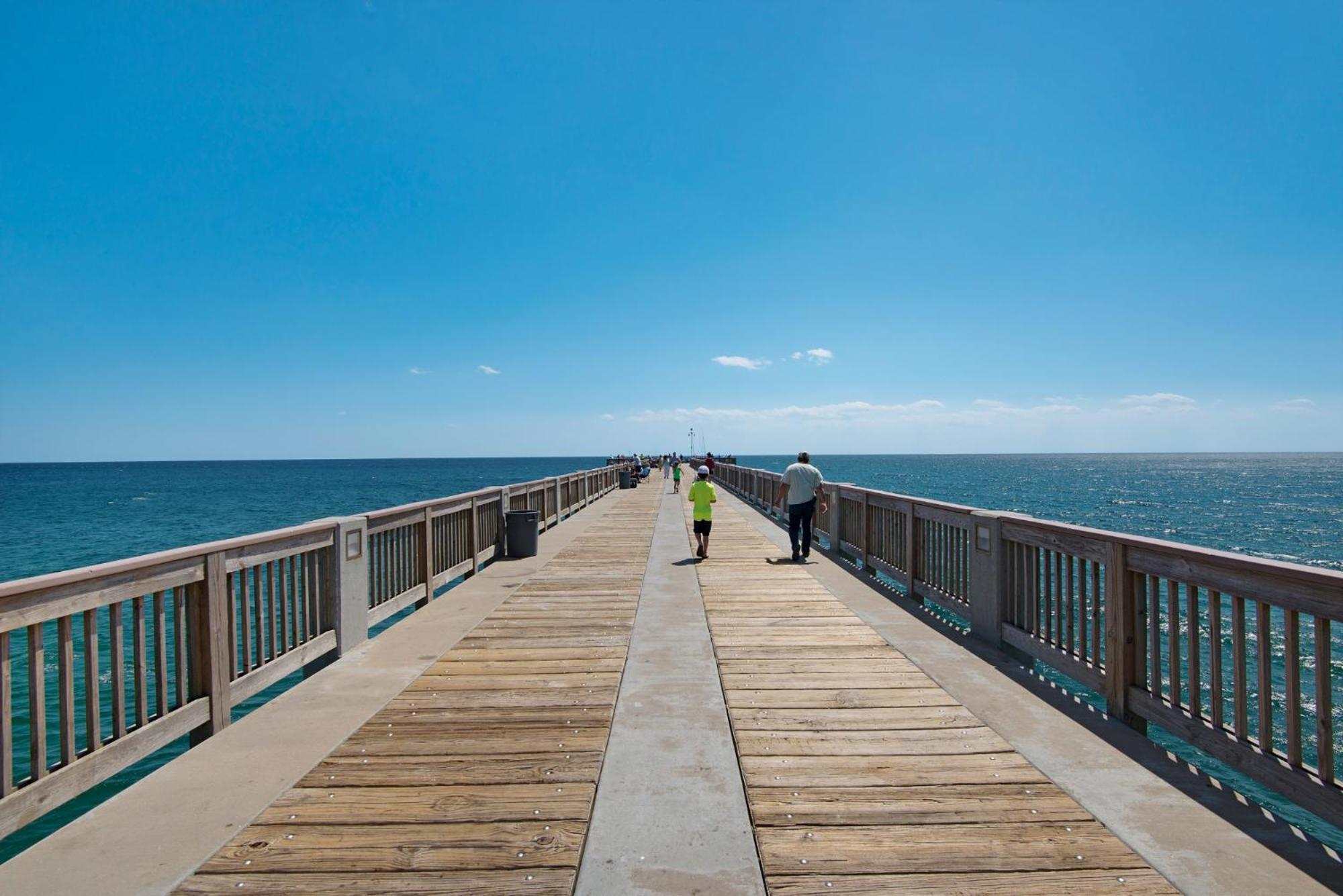 Haven! 2br 2ba Sleeps 6! Coastal Paradise Awaits! *